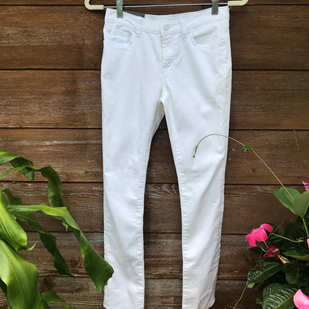 7 For All Mankind Women’s White Jeans
